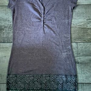 T-shirt with lace detail